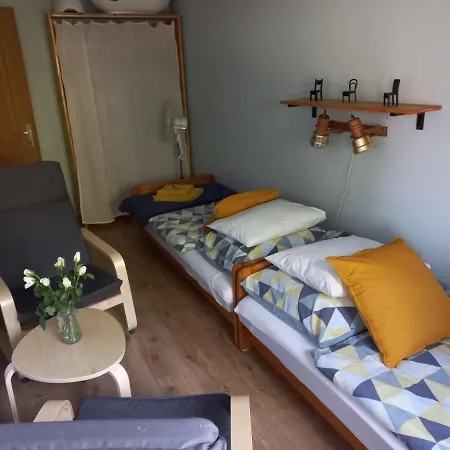 Haromfenyo Révfülöp
